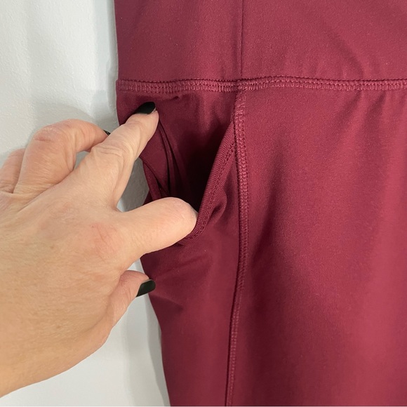 Lane Bryant LIVI Power Color Block Capri Signature S Leggings Zinfandel Sz 18/20 - Picture 8 of 15